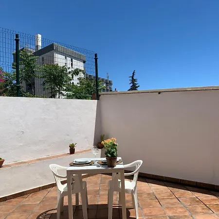 A Estrenar Preciosa Suite-centrico-con Jardin Y Porche