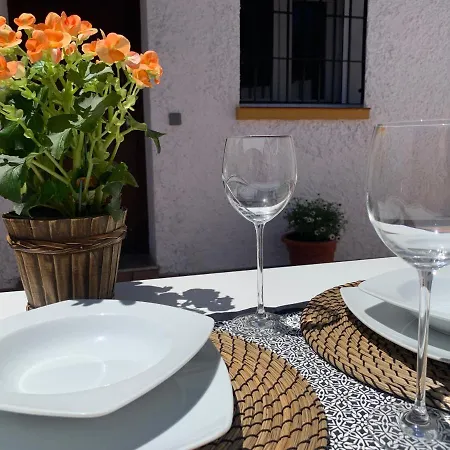 A Estrenar Preciosa Suite-centrico-con Jardin Y Porche *