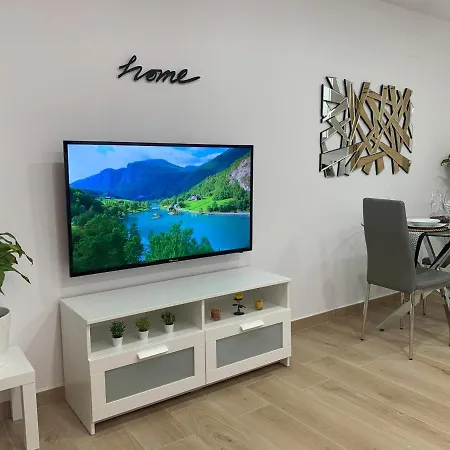 A Estrenar Preciosa Suite-centrico-con Jardin Y Porche *