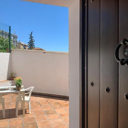 A Estrenar Preciosa Suite-céntrico-con Jardín Y Porche Appartement
