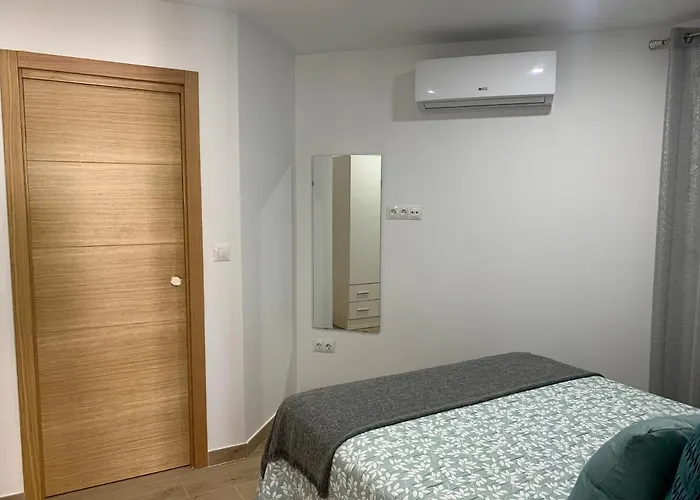 A Estrenar Preciosa Suite-céntrico-con Jardín Y Porche *