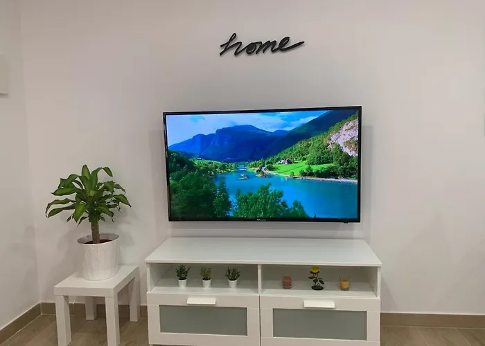 A Estrenar Preciosa Suite-céntrico-con Jardín Y Porche Apartamento *