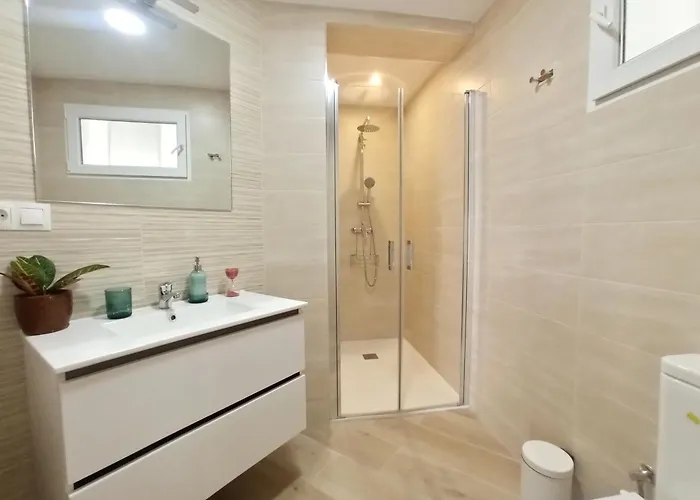 Apartamento A Estrenar Preciosa Suite-céntrico-con Jardín Y Porche