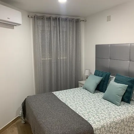 A Estrenar Preciosa Suite-céntrico-con Jardín Y Porche